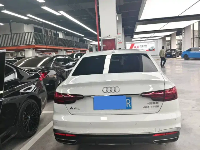 Audi A4L — Фото автомобиля 5