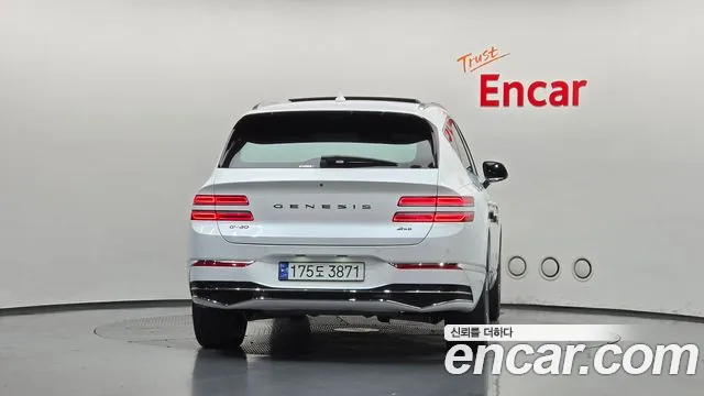 Genesis GV80 — Фото автомобиля 4