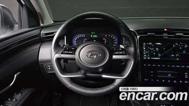 Hyundai Tucson Tucson (NX4) Бензин 1.6 турбо 2WD — Фото автомобиля 13