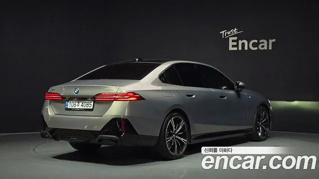 BMW 5-Series 5 серия (G60) 530i xDrive M Sport — Фото автомобиля 2