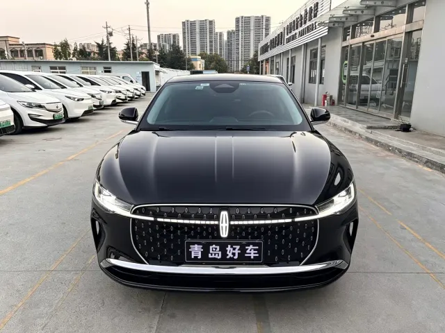 Lincoln Z — Фото автомобиля 2