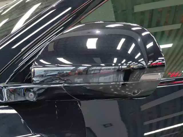 Li Auto L9 — Фото автомобиля 13