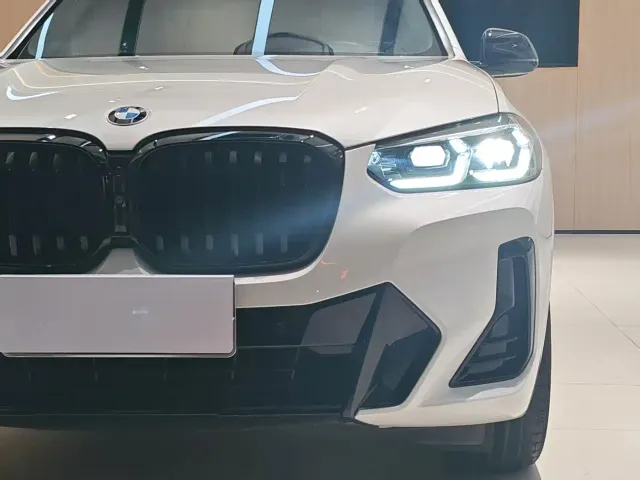 BMW X3 — Фото автомобиля 9