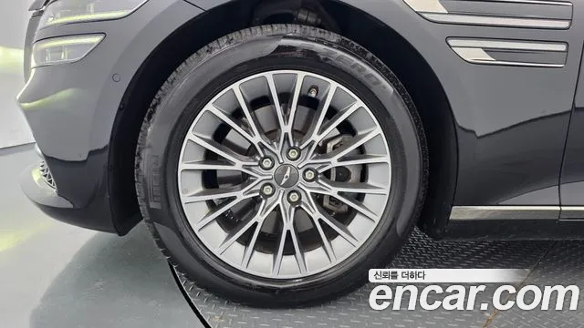 Genesis G80 RG3 — Фото автомобиля 5