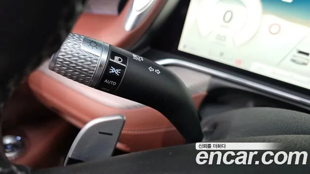 Genesis G90 Бензин 3.5 турбо AWD — Фото автомобиля 22