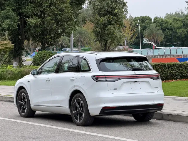 Shangjie SUV — Фото автомобиля 5
