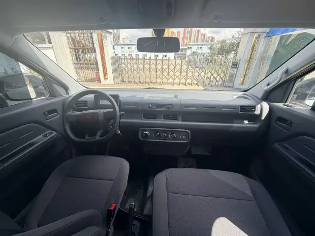 Wuling Yangguang Pro — Фото автомобиля 7