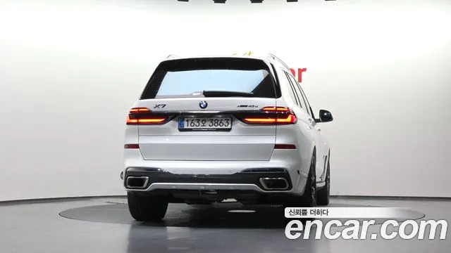 BMW X7 — Фото автомобиля 3