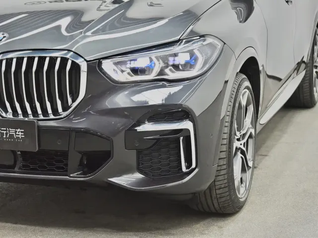 BMW BMW X5 2022 Facelift xDrive 40Li Premium M Sport Package — Фото автомобиля 27