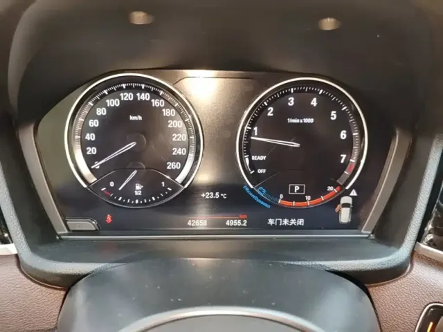 BMW X1 — Фото автомобиля 11