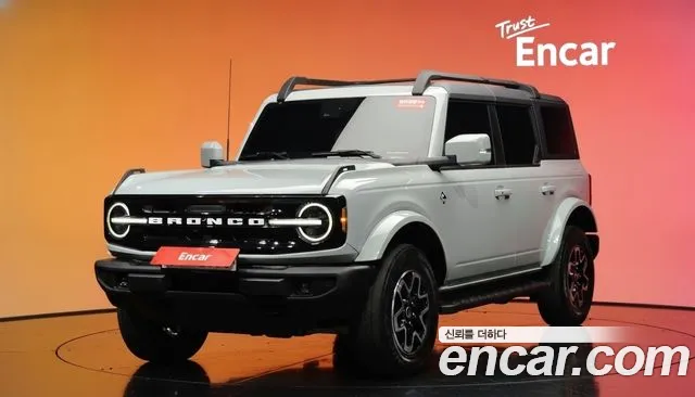 Фотография автомобиля — Ford Bronco 6th Gen