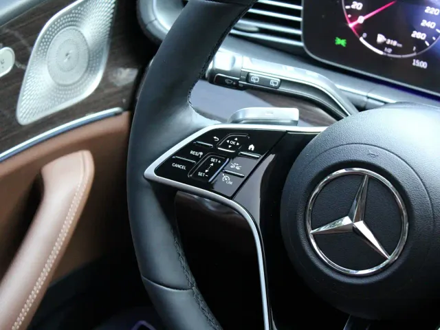 Mercedes-Benz GLE-Class — Фото автомобиля 9
