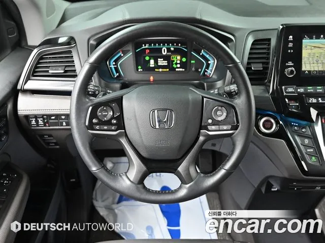 Honda Odyssey — Фото автомобиля 13