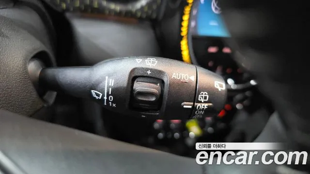 MINI Cooper Electric — Фото автомобиля 30