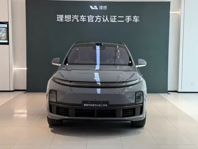 Li Auto L7 — Фото автомобиля 3