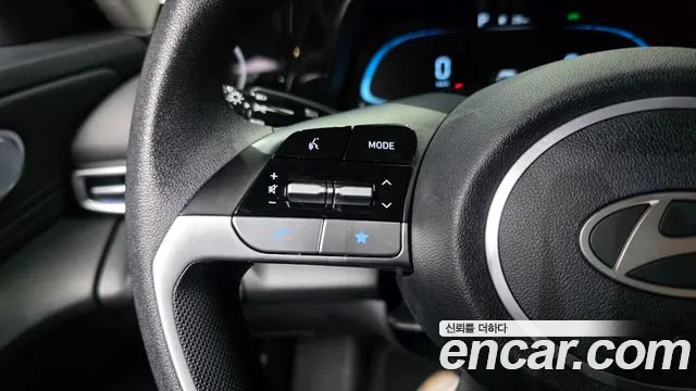 Hyundai AVANTE — Фото автомобиля 8