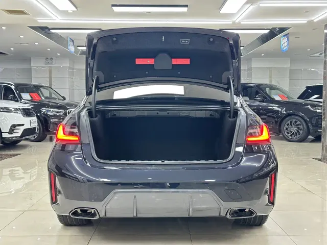 BMW 3 Series — Фото автомобиля 22
