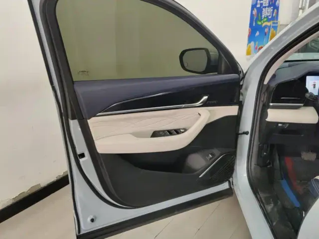 Geely Xingyue L — Фото автомобиля 7