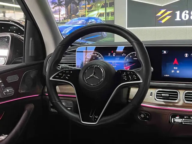 Mercedes-Benz GLE-Class — Фото автомобиля 16