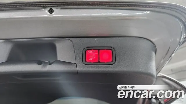 Mercedes-Benz EQB — Фото автомобиля 13