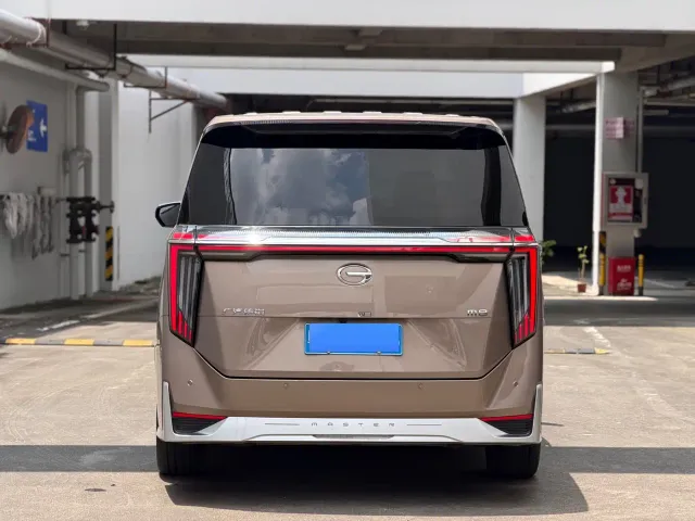 GAC Trumpchi M8 — Фото автомобиля 15