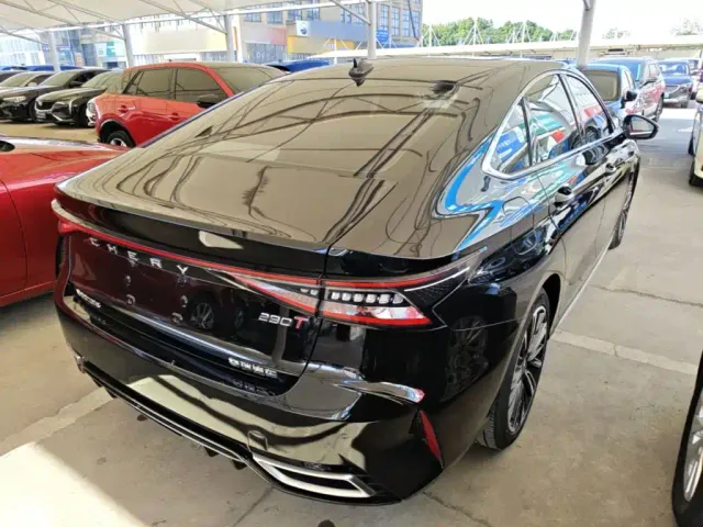 Chery Arrizo 8 — Фото автомобиля 6