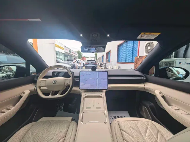 Nio ES6 — Фото автомобиля 8
