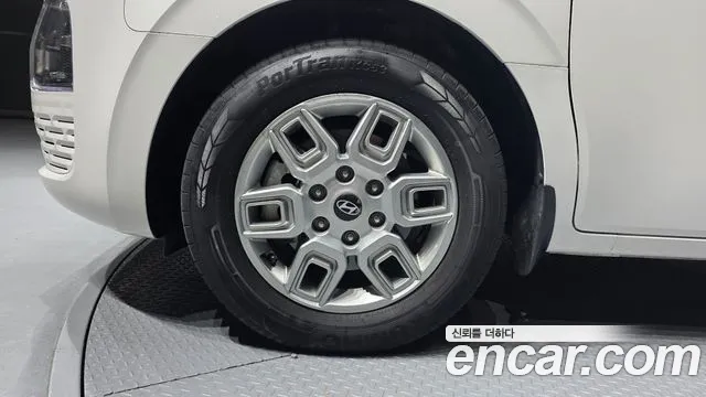 Hyundai Staria — Фото автомобиля 5