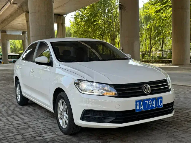 Volkswagen Santana — Фото автомобиля 2