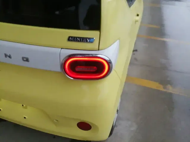 Wuling Hongguang Mini EV — Фото автомобиля 7