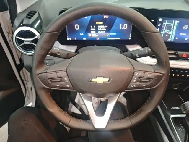 Chevrolet Monza — Фото автомобиля 10