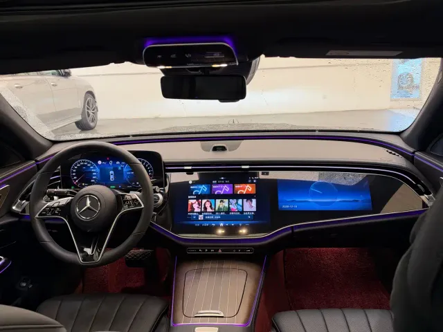 Mercedes-Benz E-Class — Фото автомобиля 17