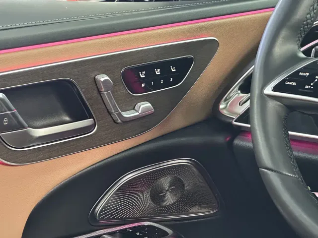 Mercedes-Benz E-Class — Фото автомобиля 8