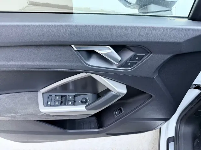 Audi Audi Q3 2021 35 TFSI Progressive Sport — Фото автомобиля 4