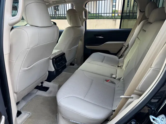 Toyota Land Cruiser — Фото автомобиля 6