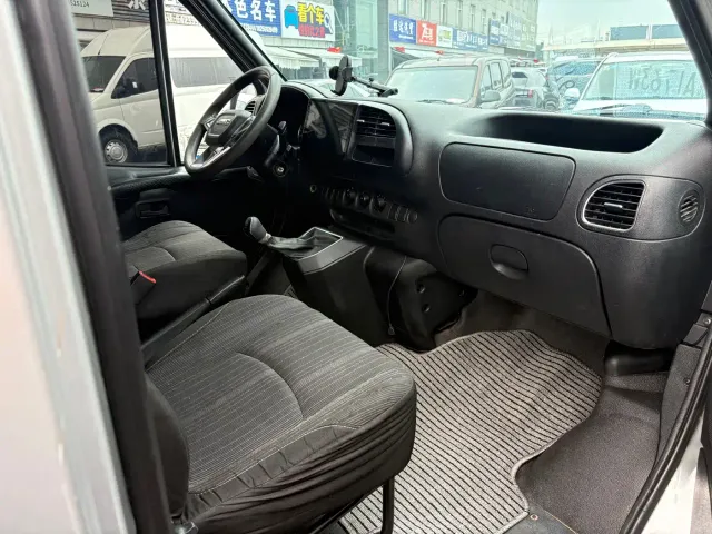 JMC Tesun — Фото автомобиля 5