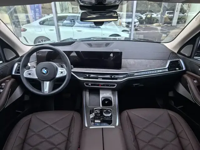 BMW X5 — Фото автомобиля 5