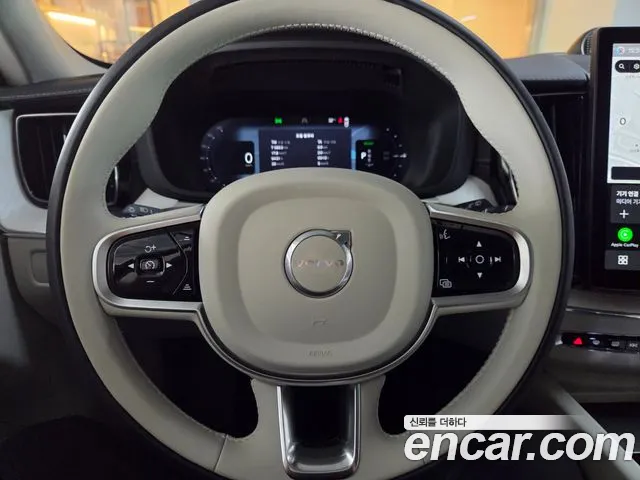 Volvo XC60 Generation 2 — Фото автомобиля 13