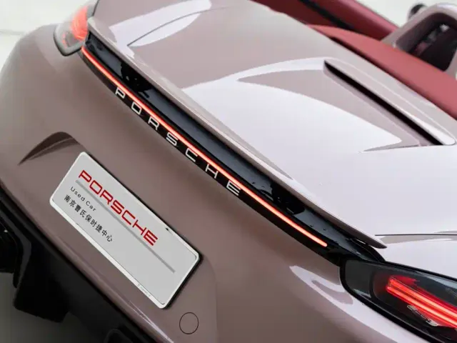 Porsche 718 — Фото автомобиля 8