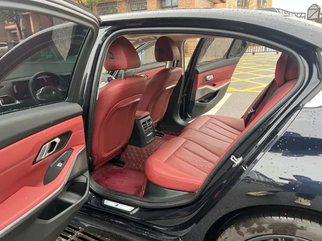 BMW 3 Series — Фото автомобиля 4