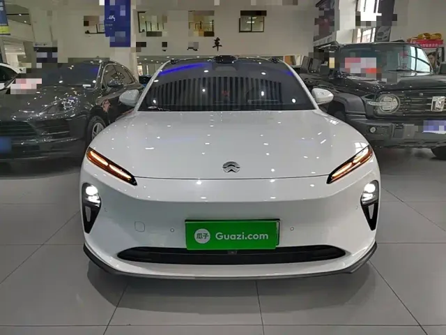 Nio ET5 Touring — Фото автомобиля 2