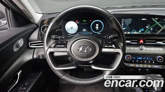 Hyundai AVANTE Avante (CN7) — Фото автомобиля 13