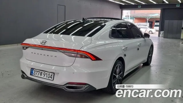 Hyundai Grandeur New — Фото автомобиля 2