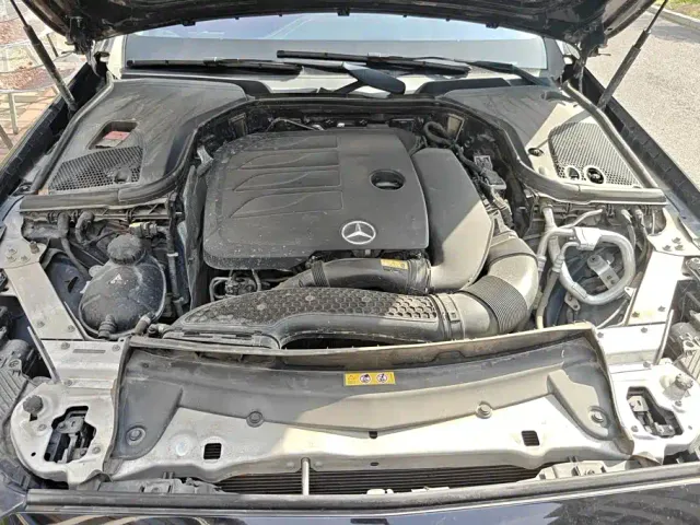 Mercedes-Benz E-Class — Фото автомобиля 10
