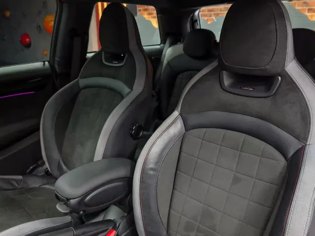 MINI Hatch — Фото автомобиля 13