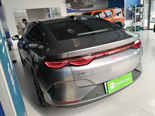 BYD Qin L — Фото автомобиля 4