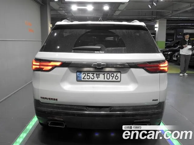 Chevrolet Traverse — Фото автомобиля 4