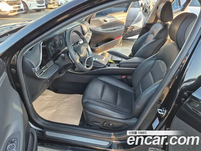 Hyundai Grandeur — Фото автомобиля 12