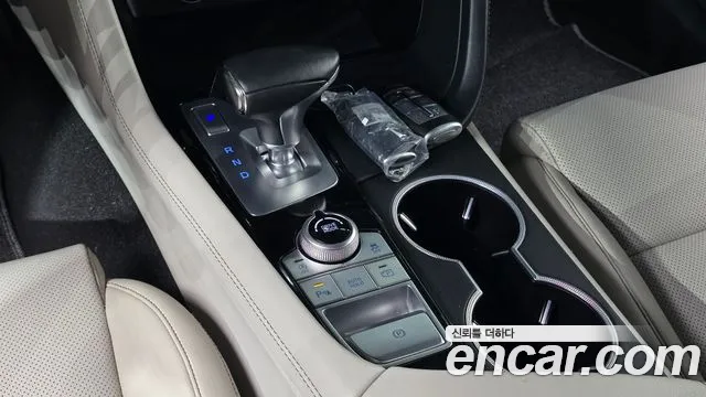 Genesis G70 — Фото автомобиля 9