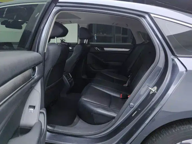Honda Accord — Фото автомобиля 11